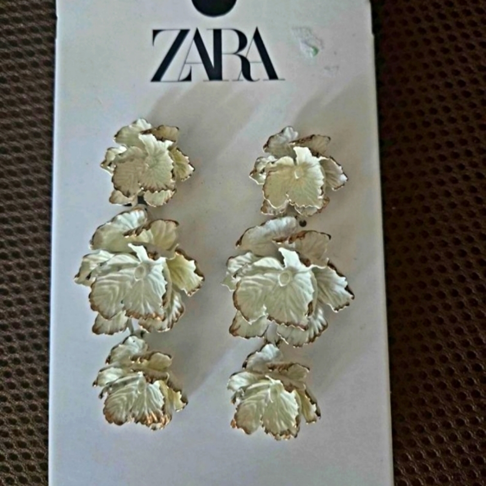 Zara White Fashion Earrings